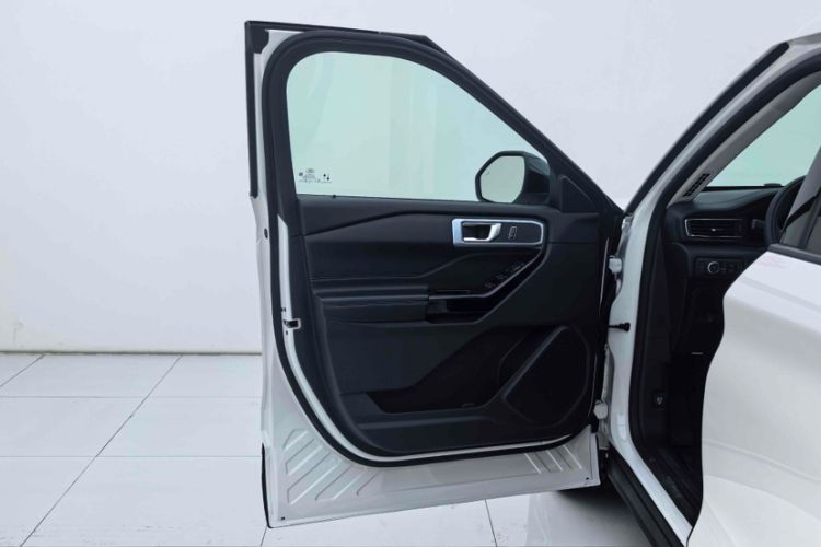 Used Ford Explorer 2024 2.3T EcoBoost Rear-Drive Trend Edition 6-Seater
