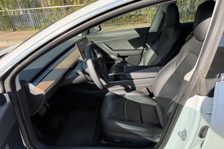 Used Tesla Model 3 2019 Standard Range Rear-Drive Upgraded Version