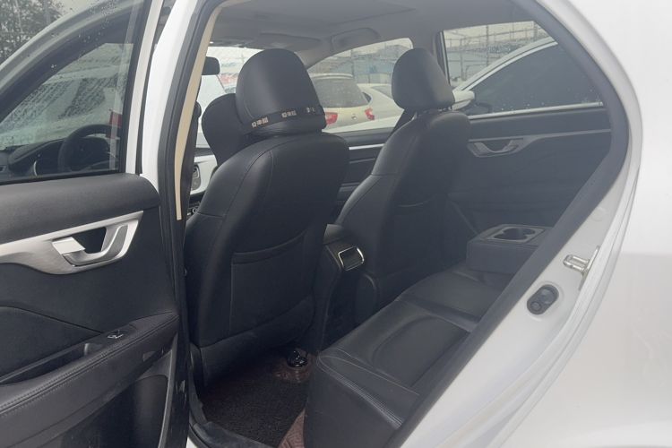 Used Geely Auto Vision 2019 Upgraded Model 1.5L Manual Luxury Version China VI Standard