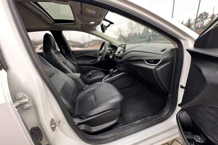 Used Chevrolet Cavalier 2020 Redline 325T Automatic Xinshang Edition China VI Standard