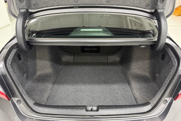 Used Honda Accord 2018 Rui Hybrid 2.0L Rui Ling Edition China VI
