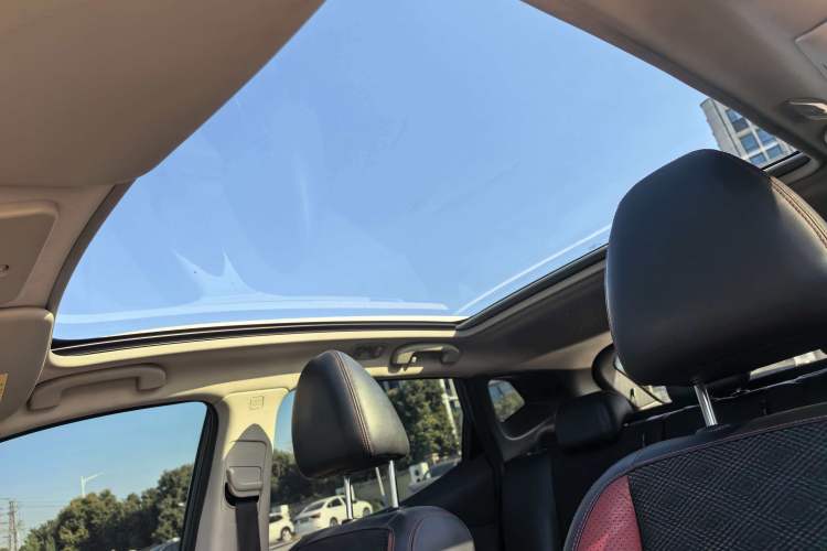 Used Nissan Qashqai 2016 2.0L CVT Luxury Edition
