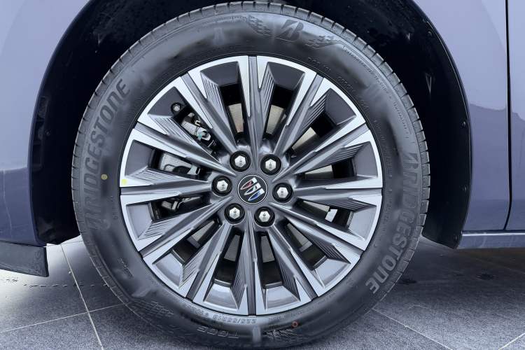 Used Buick GL8 2025 Lu Zun Deluxe Edition
