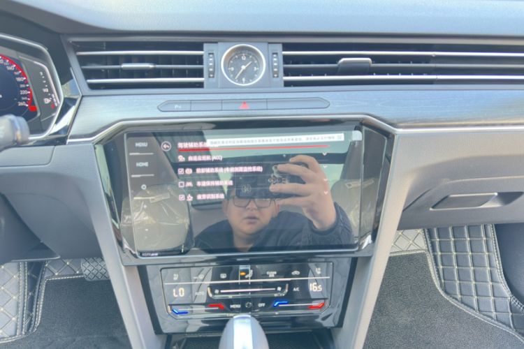 Used Volkswagen Magotan 2026 30 Million Vehicles Selected Model 380TSI DSG Luxury Edition
