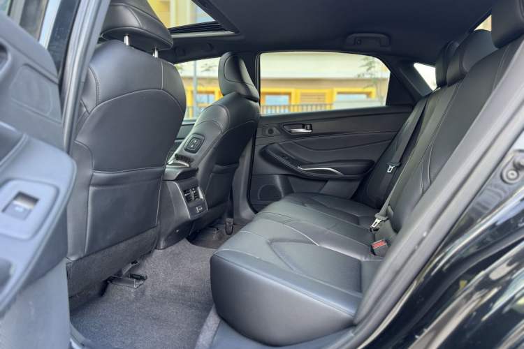 Used Toyota Avalon 2023 2.5L Luxury Edition