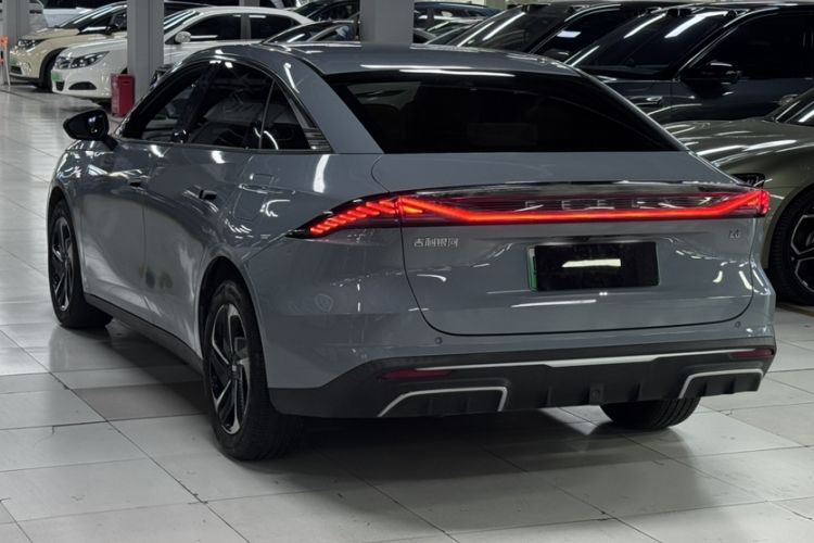 Used  L6 2023 60km PLUS
