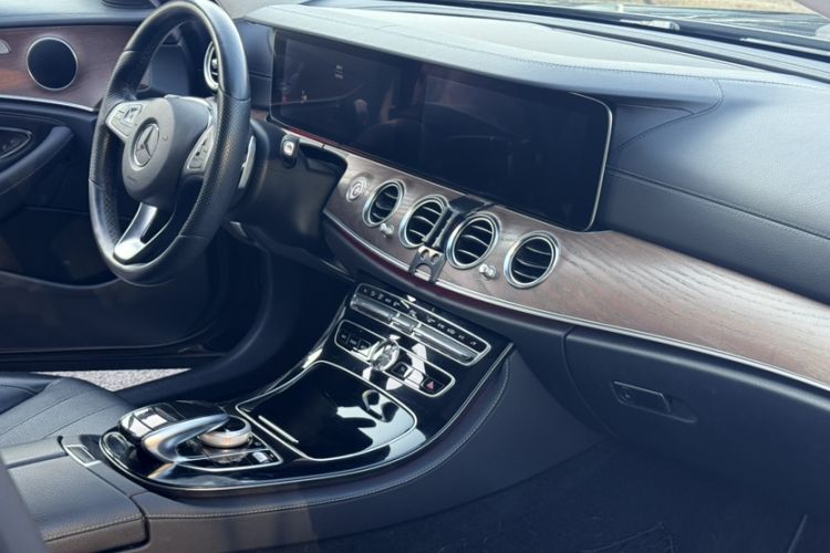 Used Mercedes-Benz E-Class 2016 E 300 L Luxury Model
