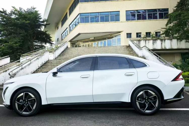 Used Wuling Xingguang 2023 150 Advanced Edition
