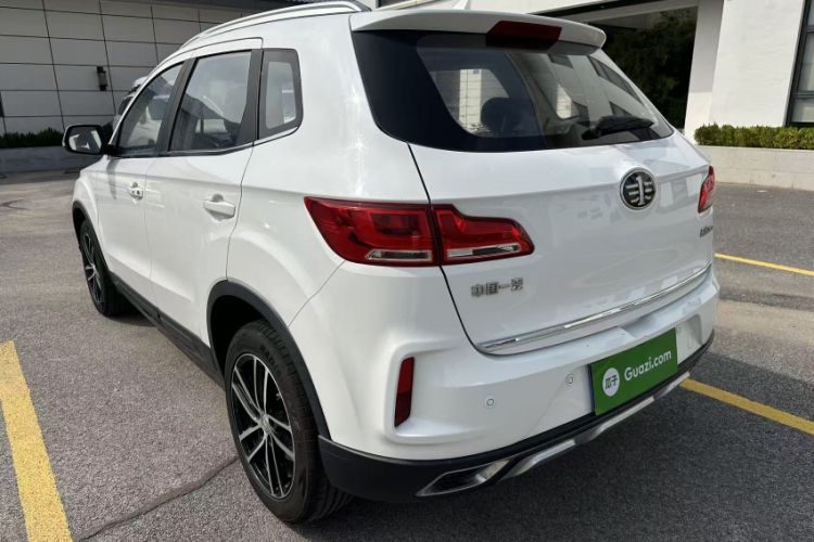 Used Bestune X40 2018 Internet Celebrity Edition 1.6L Automatic Luxury Version
