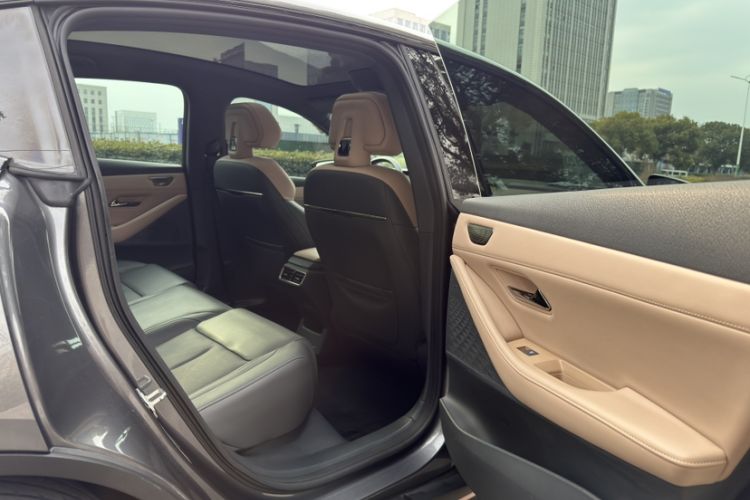 Used  SL03 2022 515 Pure Electric Version