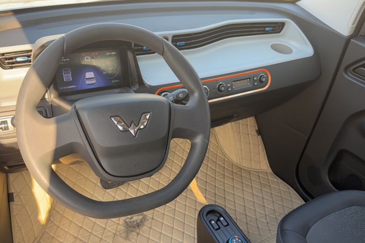 Used Wuling Hongguang MINIEV 2020 Zizai Version Lithium-NMC
