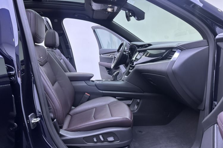 Used Cadillac XT6 2021 2.0T 7-Seater Two-Wheel-Drive Luxury Version