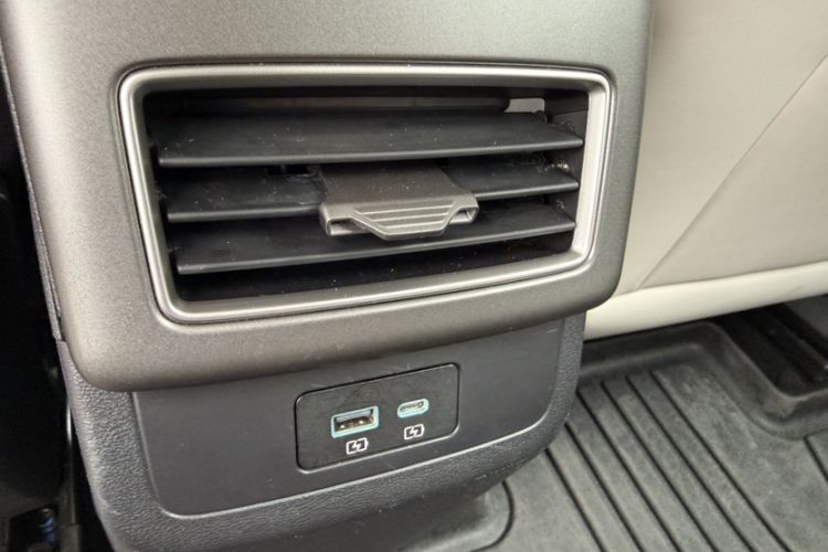 Used BYD Yuan UP 2025 Intelligent Driving Version 401 KM Dynamic Edition
