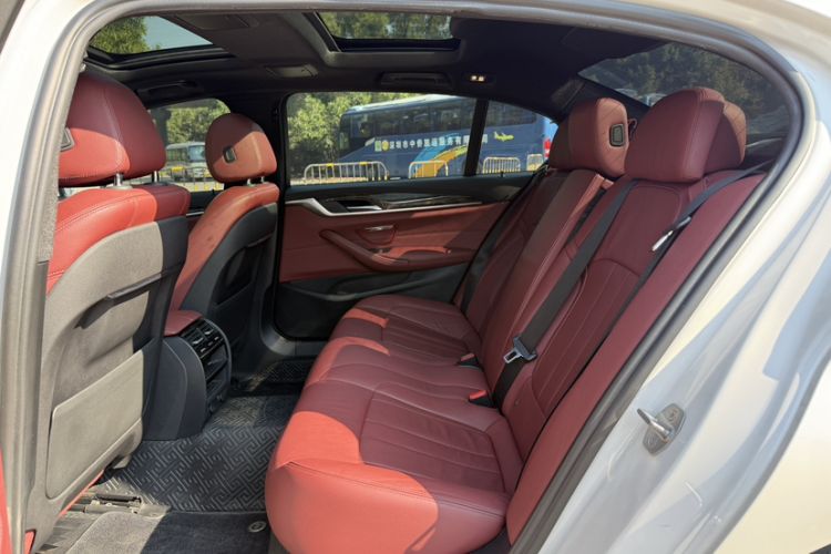 Used BMW 5 Series 2019 530Li Leading Model M Sport Package