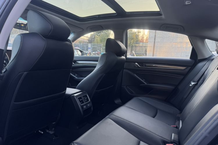 Used Honda Accord 2022 260TURBO Phantom Night · Prestige Edition
