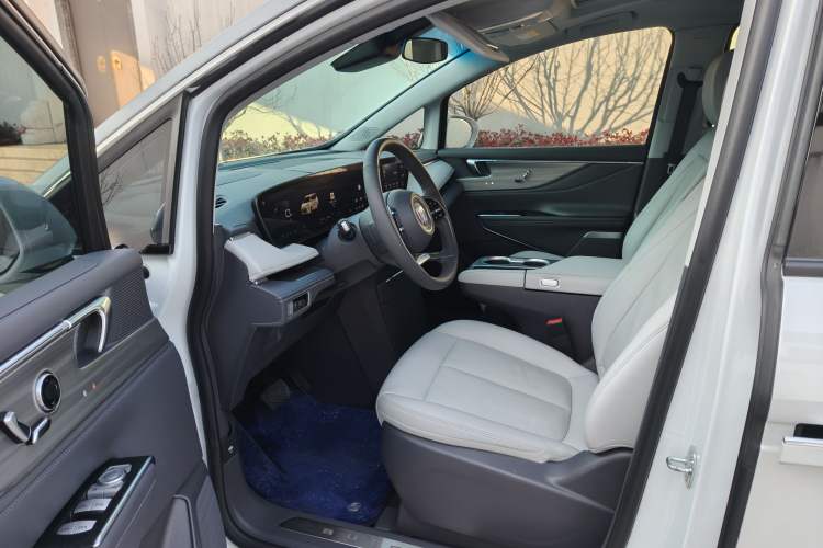 Used Buick GL8 2025 Lu Zun Smart Enjoyment Edition
