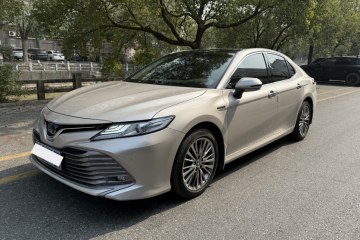 Used Toyota Camry 2019 Dual-Engine 2.5 HG Luxury Edition China VI Standard