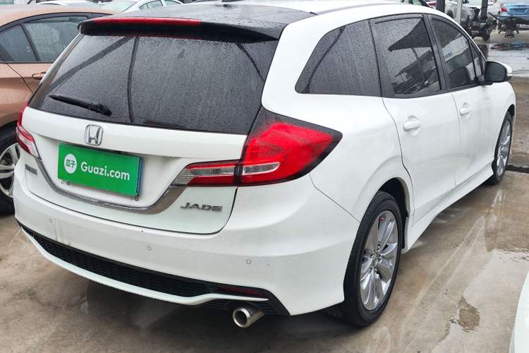 Used Honda Jade 2017 1.8L automatic Comfort version 5 seats