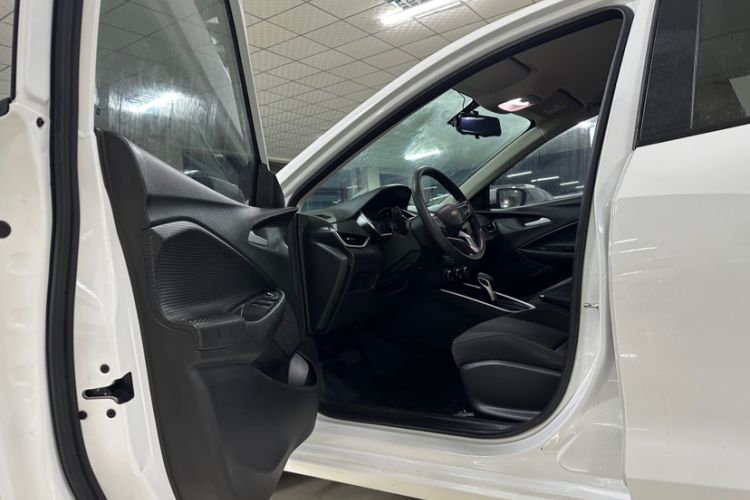 Used Chevrolet Cavalier 2022 325T Automatic Enjoyment Edition
