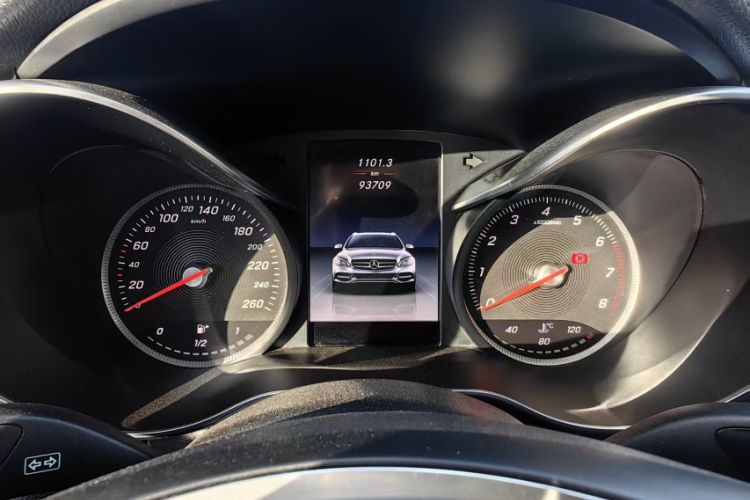 Used Mercedes-Benz C-Class 2015 C 200 station wagon
