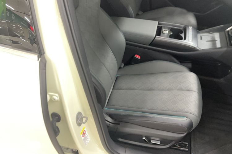 Used BYD Qin L 2025 EV 545KM Excellence Edition
