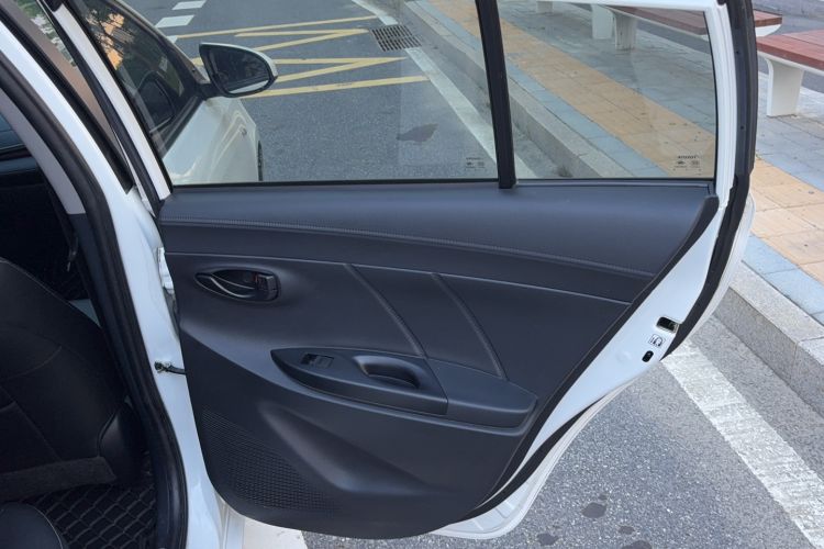 Used Toyota YARiS L 2022 1.5L CVT Leading PLUS Edition
