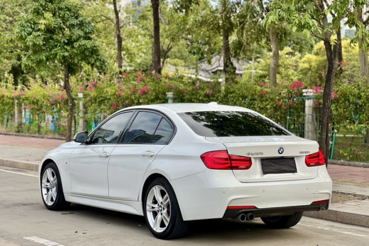 Used BMW 3 Series 2018 320i M Sport Package
