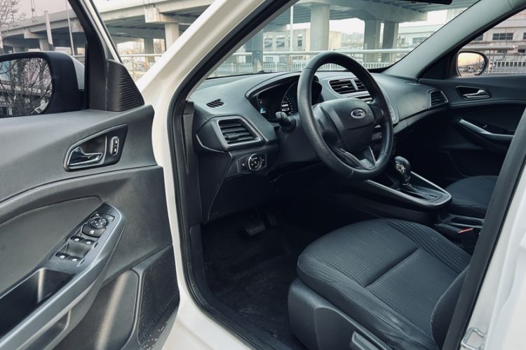 Used Ford Escort 2019 Revised 1.5L Automatic ZhiXiang Version China VI Standard