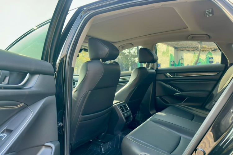 Used Honda Accord 2022 260TURBO Phantom Night · Prestige Edition
