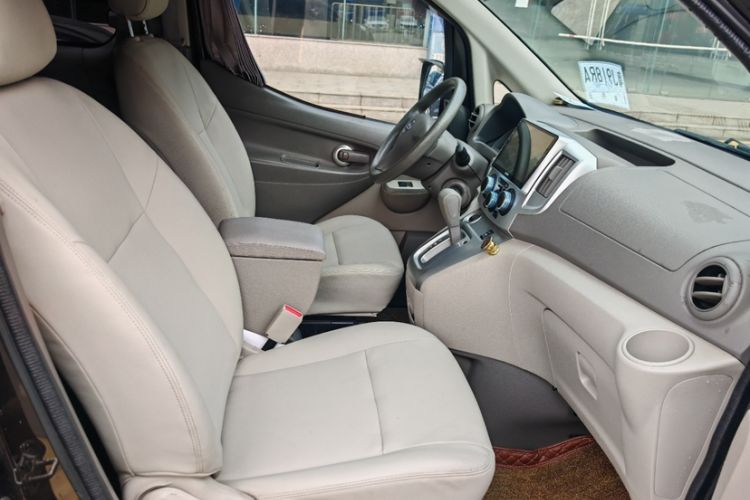 Used Nissan NV200 2016 Revised Version 1.6L CVT Deluxe Edition
