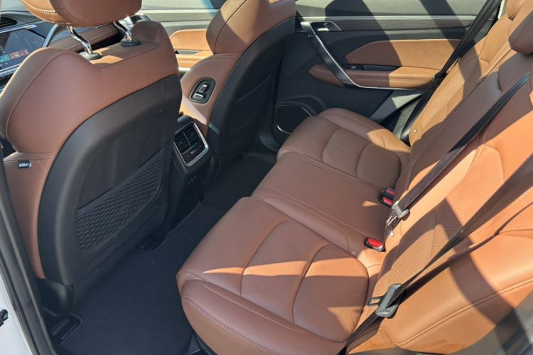 Used Geely Auto Emgrand X7 Sport 2020 1.8TD DCT Zhi Ling PRO
