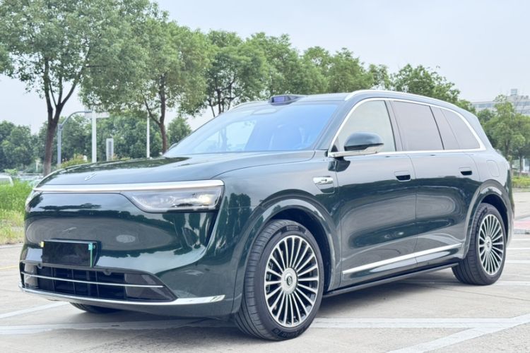 Used Hima AITO M8 2025 Extended-Range Ultra Version 53.4 kWh 6-Seater Edition
