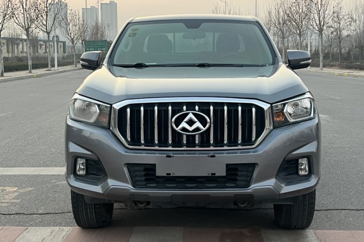 Used SAIC MAXUS T60 2017 2.4L Gasoline Manual Two-Wheel Drive High-Ride Elite Long-Body Version
