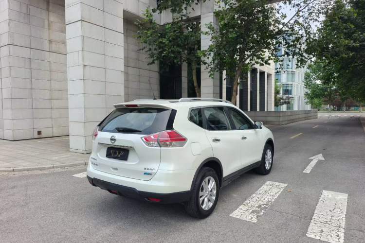 Used Nissan X-Trail 2016 2.5L CVT Sport Edition 4WD
