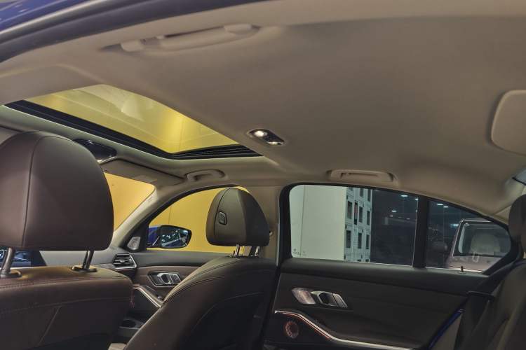 Used BMW 3 Series 2022 325i M Sport Package
