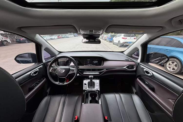 Used GAC Trumpchi M6 2023 PRO 270T DCT Luxury Edition
