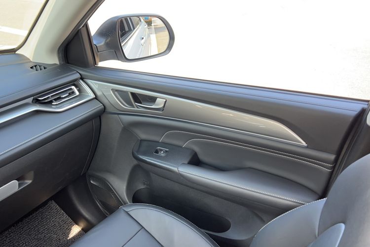 Used Haval M6 2021 PLUS 1.5T DCT Elite Smart Connectivity Model