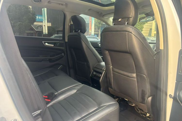 Used Ford Edge 2018 EcoBoost 245 Two-Wheel-Drive Titanium 7-Seater China V Standard
