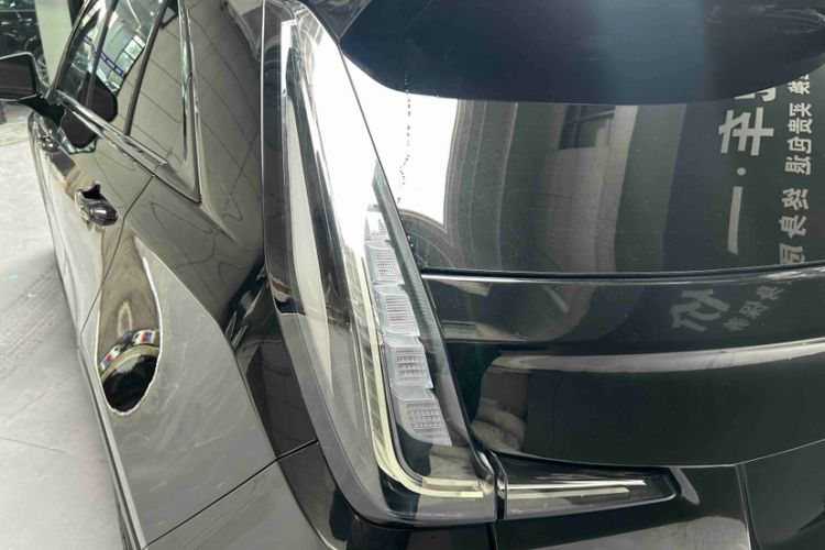 Used Cadillac XT4 2018 28T Two-Wheel Drive Luxury Sport Model
