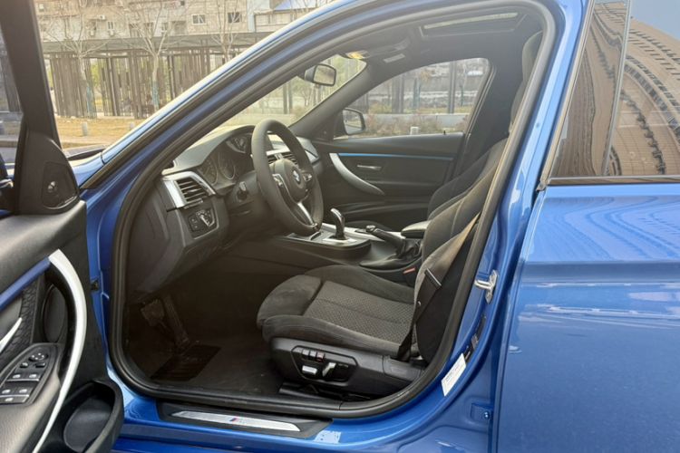 Used BMW 3 Series 2018 320i M Sport Package
