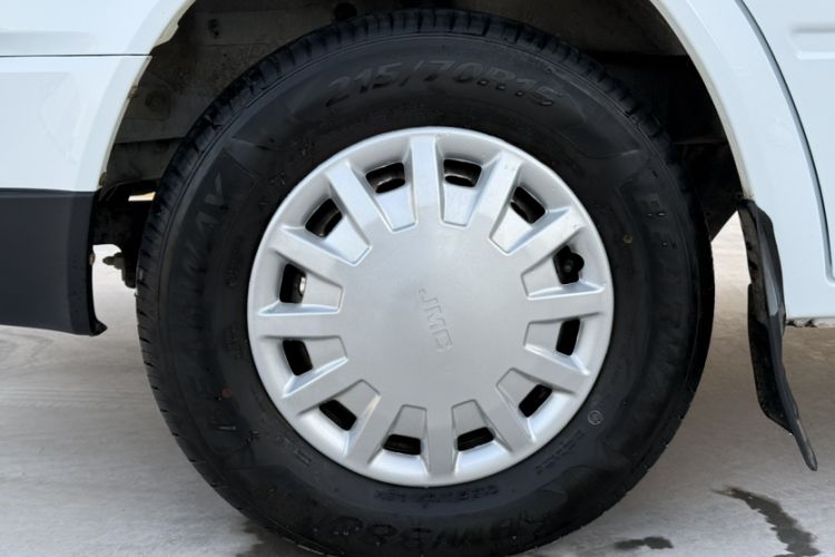 Used JMC Transit 2017 2.8T Commercial Version Short Wheelbase Mid-Roof 6/7/8-Seater JX493
