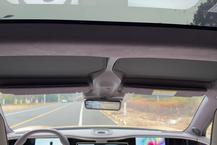 Used  11 2024 630 Rear-Wheel Drive Edition with Three Lasers