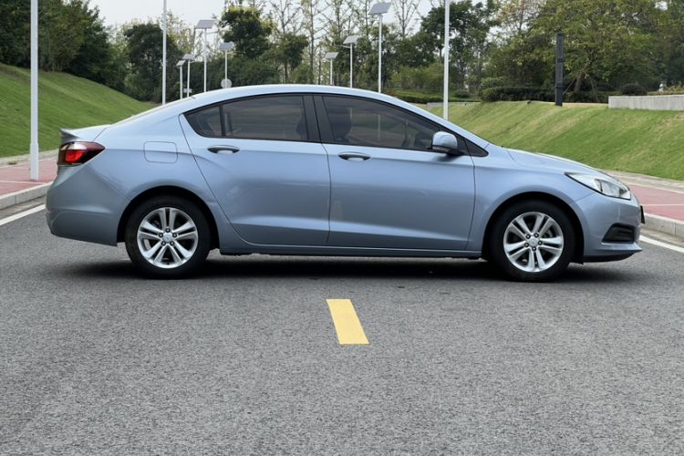 Used Chevrolet Cruze 2015 1.5L Automatic Fashion Navigation Edition
