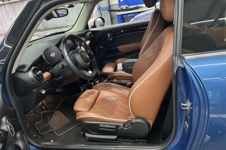 Used  MINI 2022 Updated 1.5T COOPER Artist
