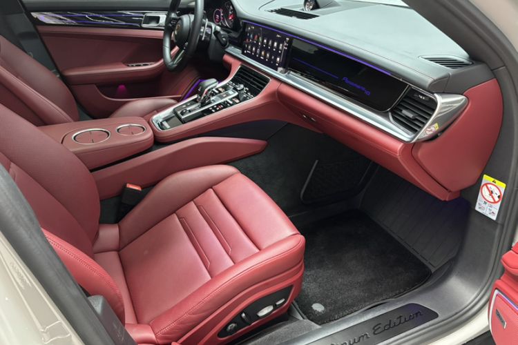 Used Porsche Panamera 2023 Facelifted Panamera 2.9T Platinum Edition
