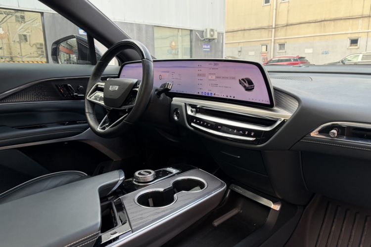 Used Cadillac LYRIQ 2022 Rear-Drive Long-Range Prestige Edition
