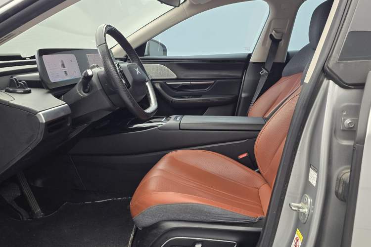 Used XPeng P7 2022 480 Standard Range Smart Drive Edition
