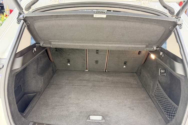 Used BMW X1 2018 sDrive18Li Luxury Model
