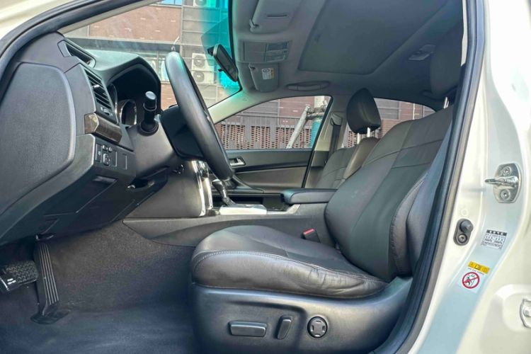 Used Toyota Reiz 2013 2.5V Elite Edition
