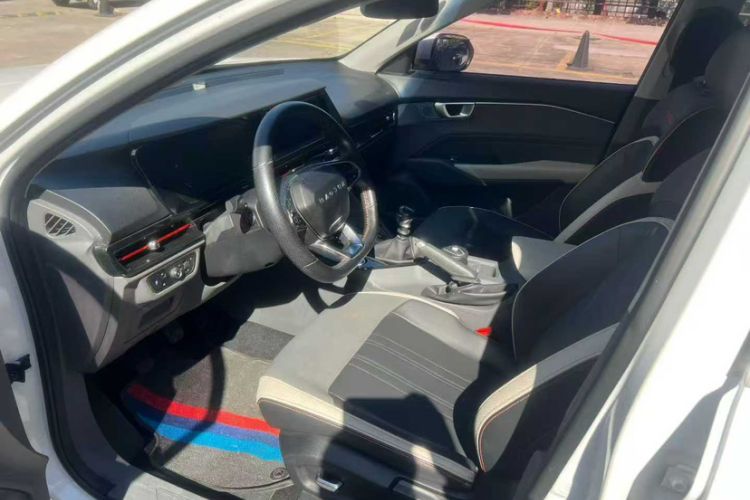 Used Baojun RC-6 2019 1.5T Manual 24-Hour Online Luxury Version
